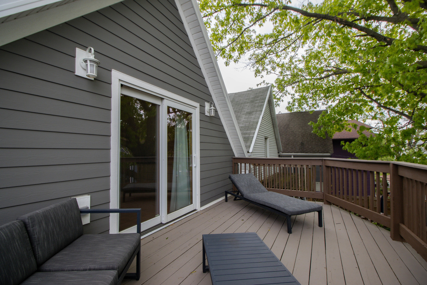 3645 W Wrightwood Avenue