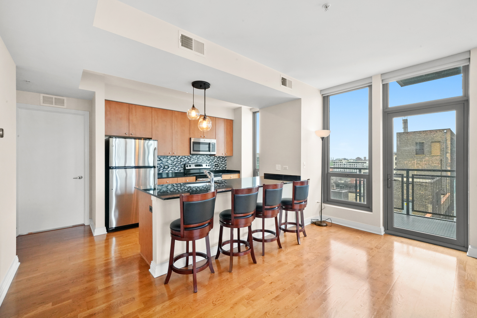 565 W Quincy Street Unit: 1306