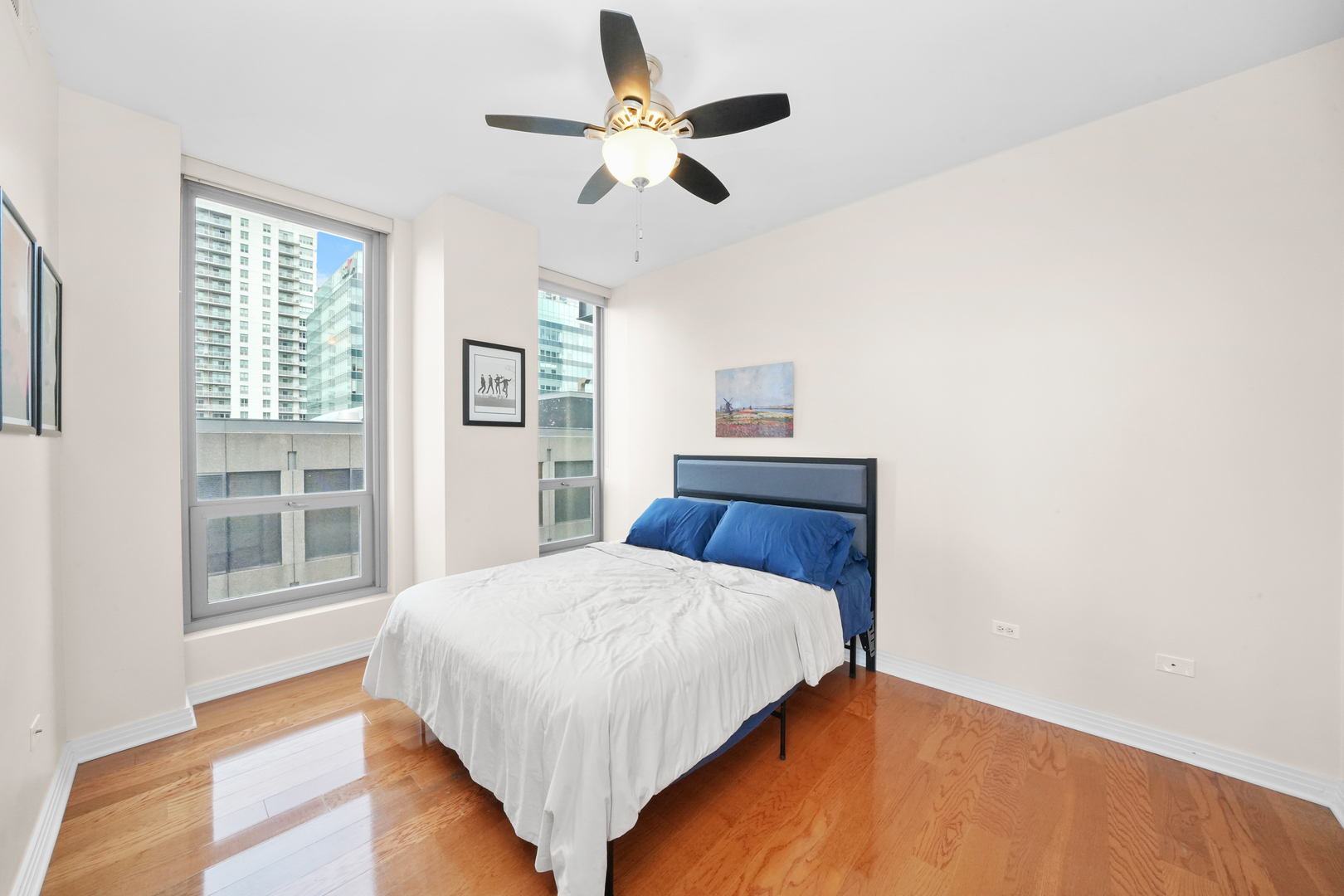 565 W Quincy Street Unit: 1306
