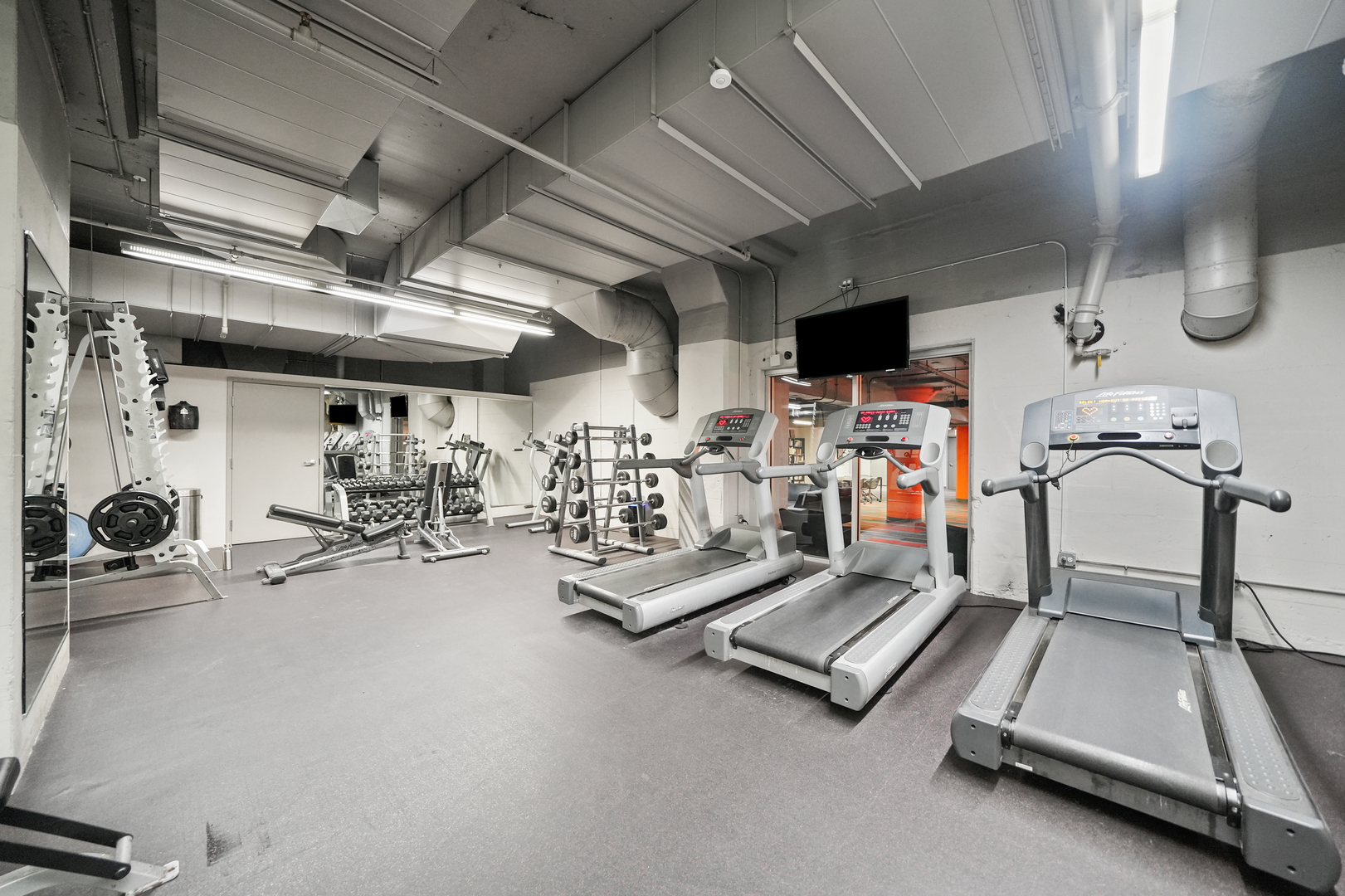 565 W Quincy Street Unit: 1306