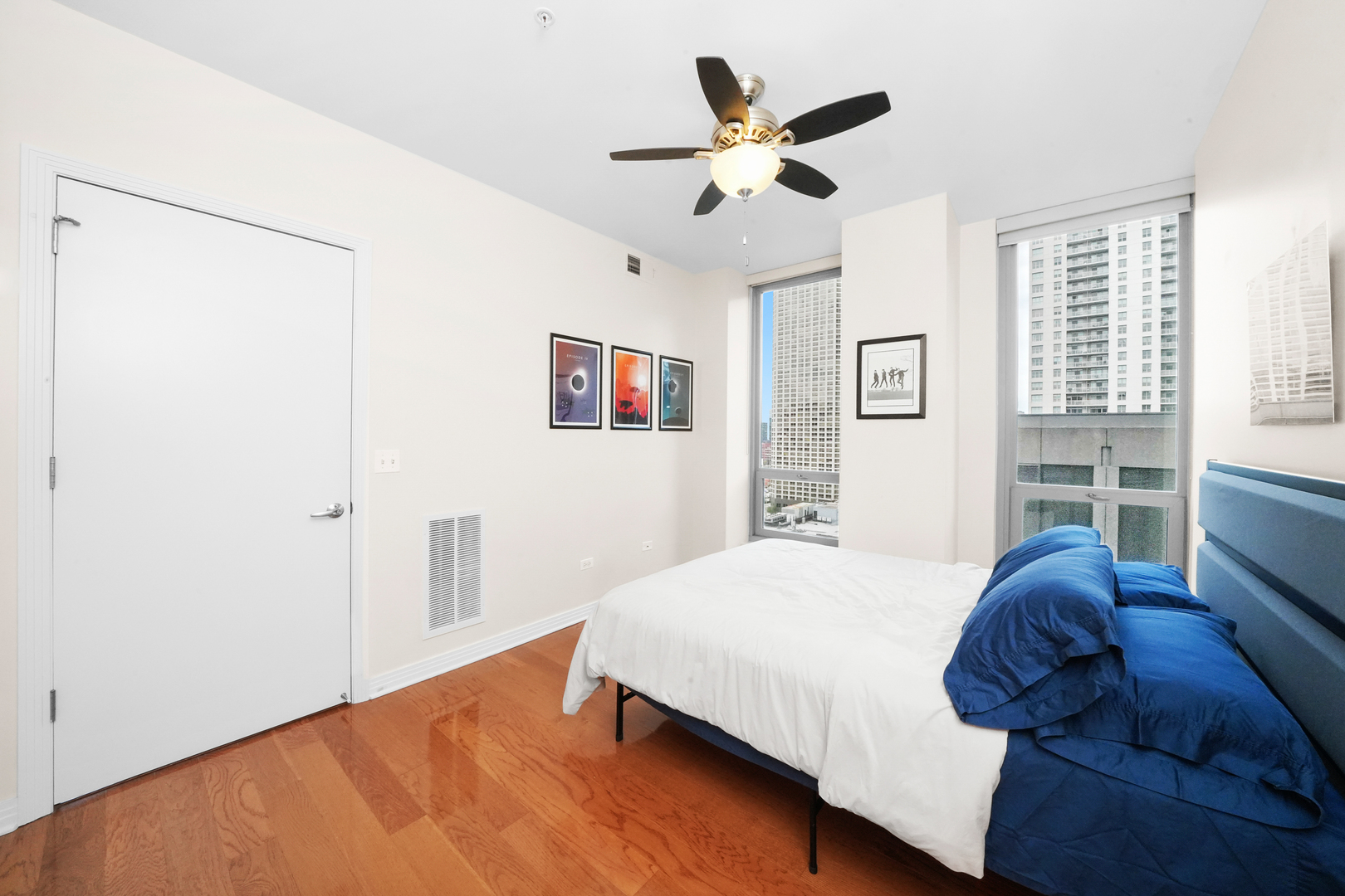 565 W Quincy Street Unit: 1306