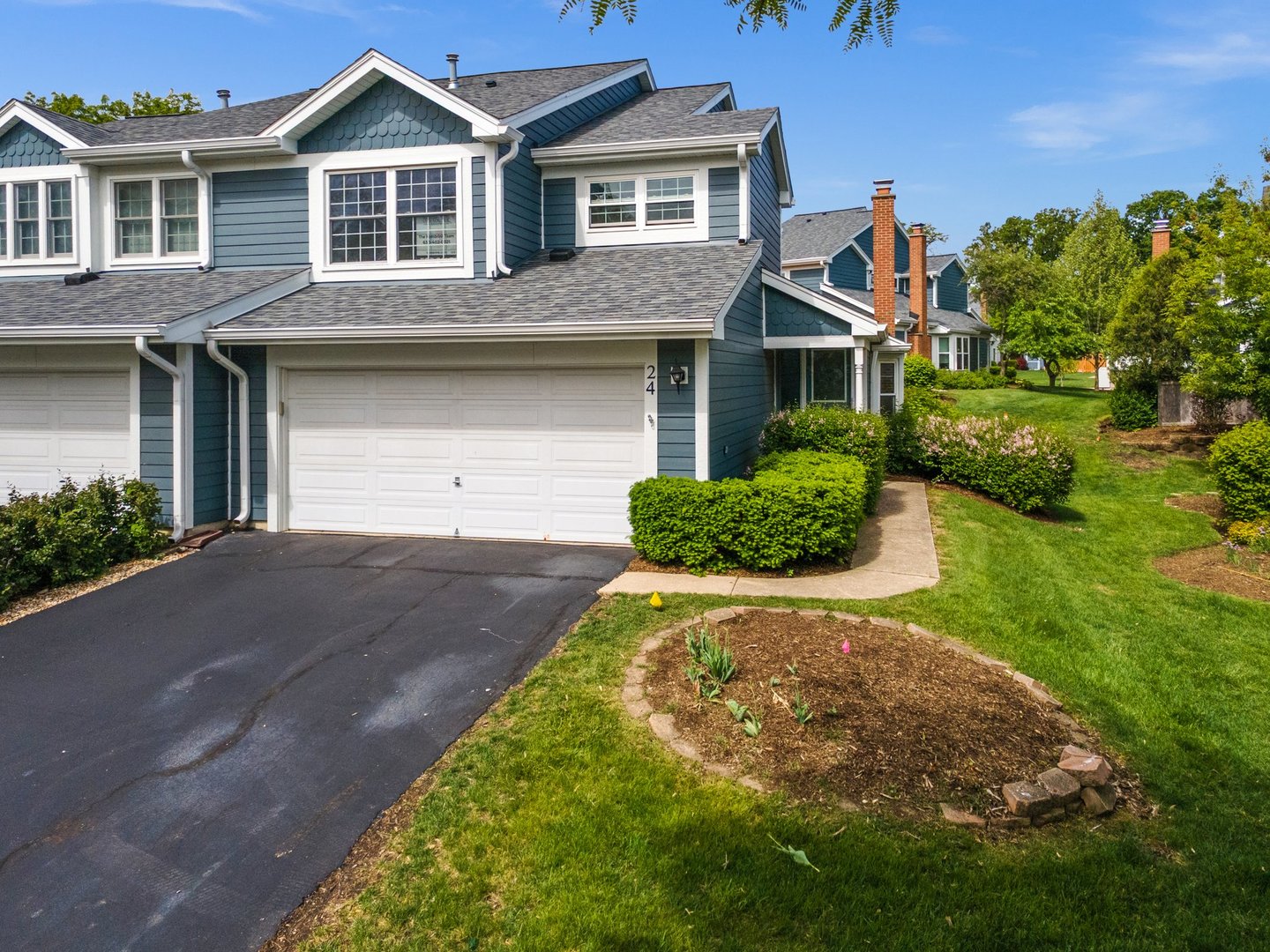 24 Sarahs Grove Lane