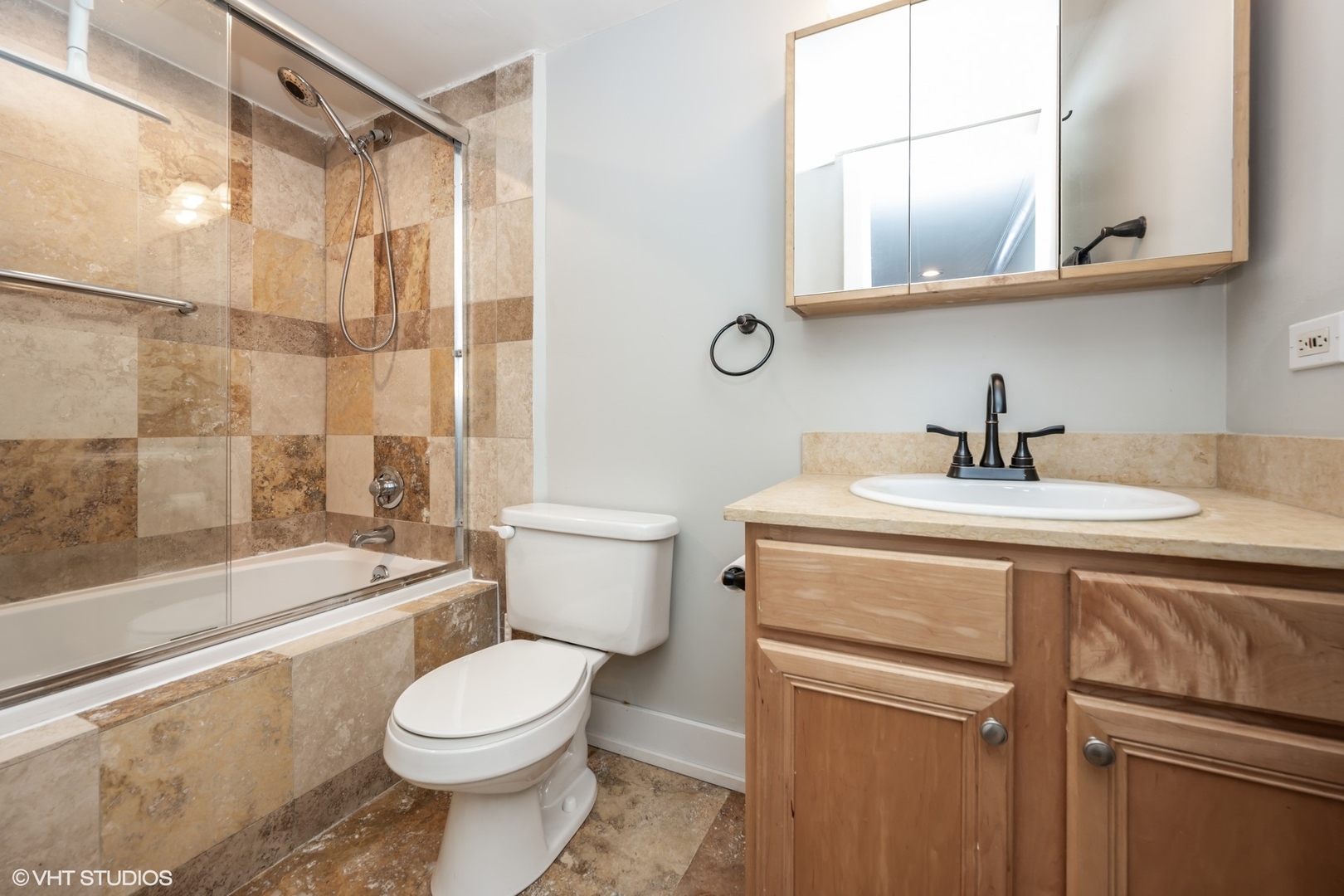 2350 N Kedzie Avenue Unit: F