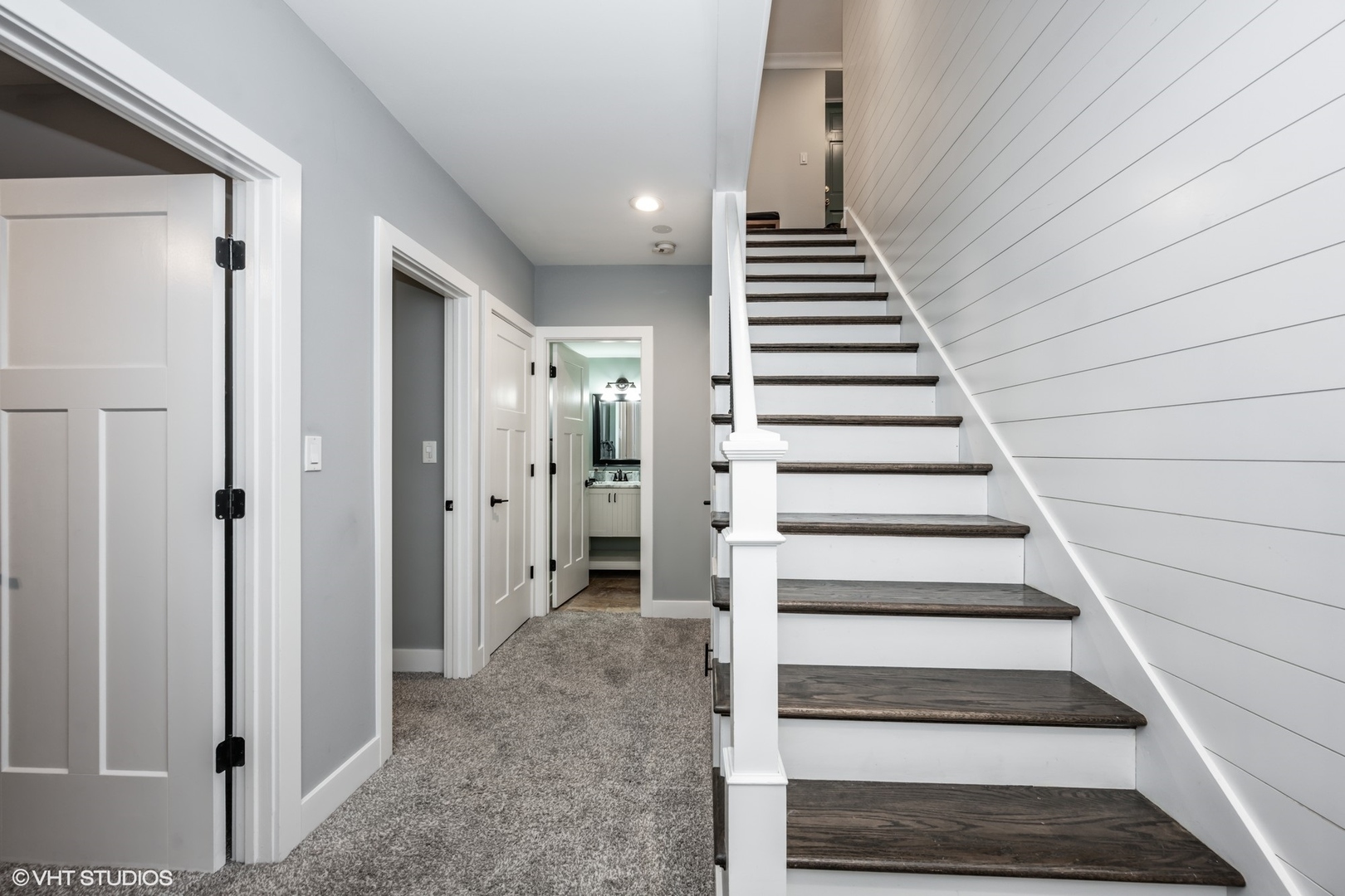 2350 N Kedzie Avenue Unit: F