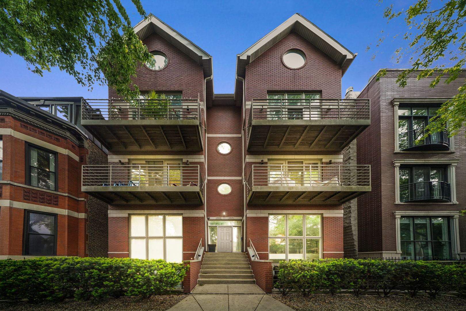 2023 W Rice Street Unit: 1E