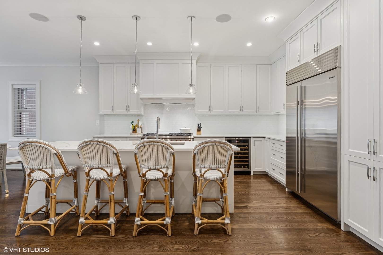 843 W Buckingham Place Unit: 1W