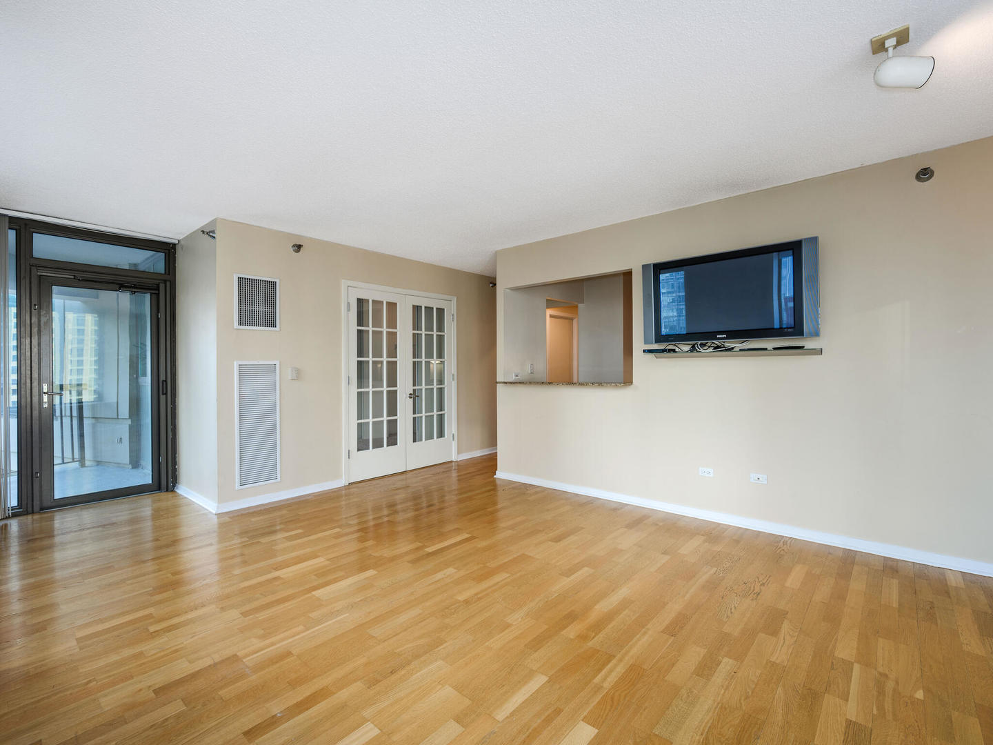 400 N La Salle Drive Unit: 1905