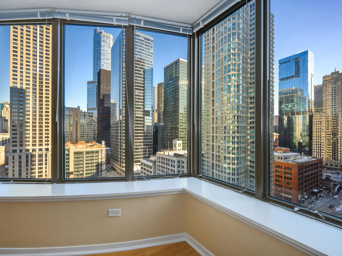400 N La Salle Drive Unit: 1905
