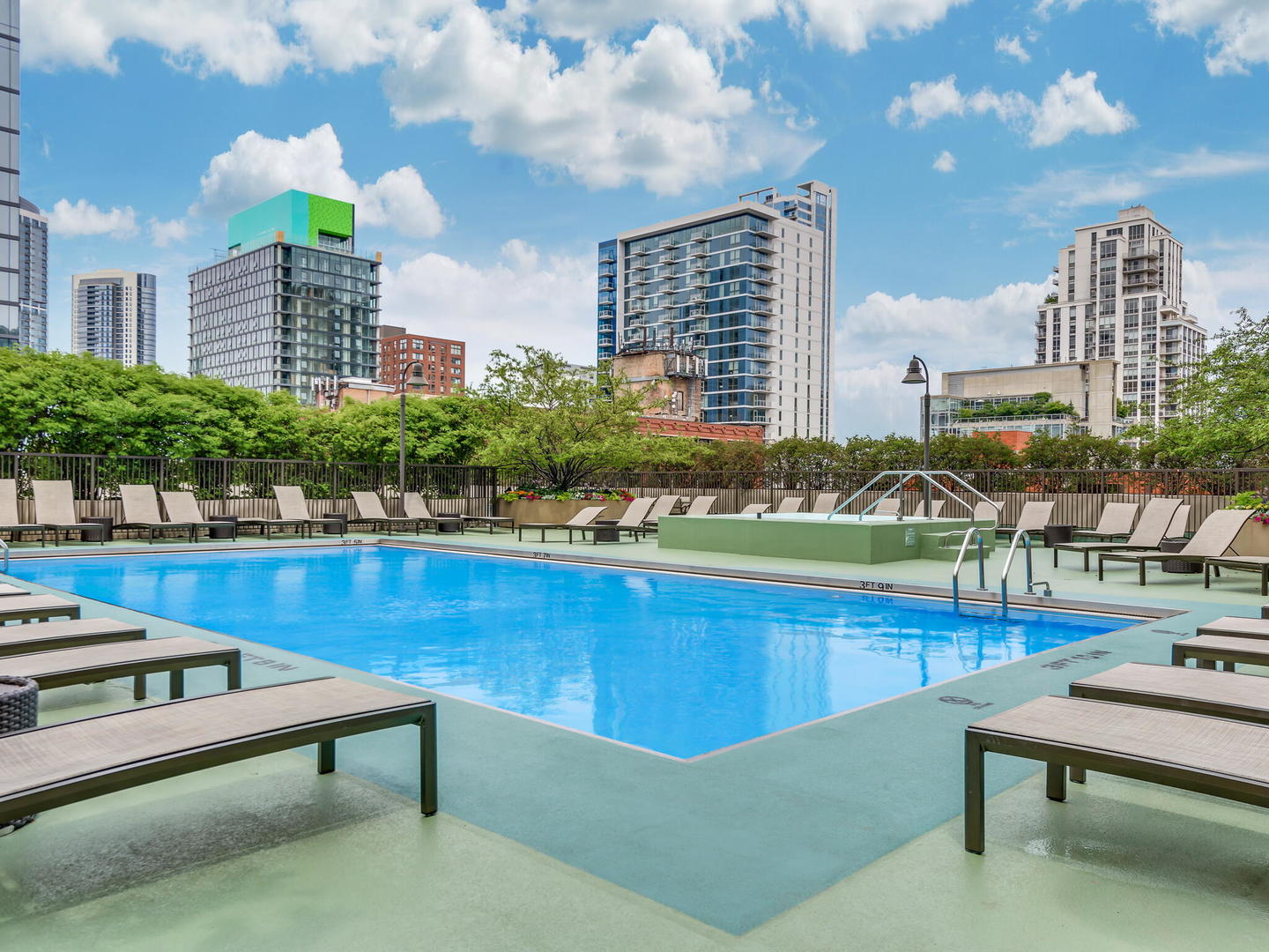 400 N La Salle Drive Unit: 1905
