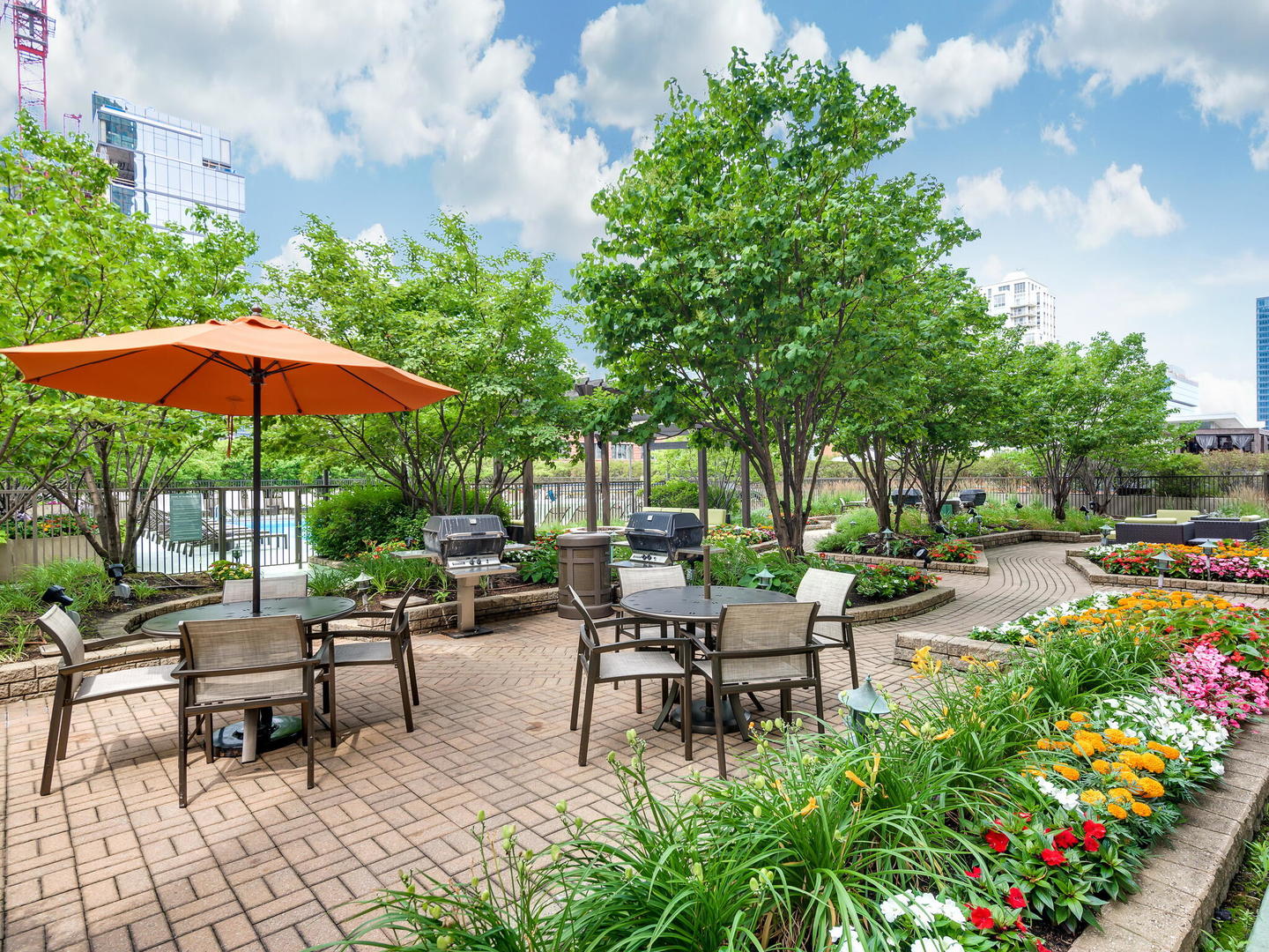400 N La Salle Drive Unit: 1905