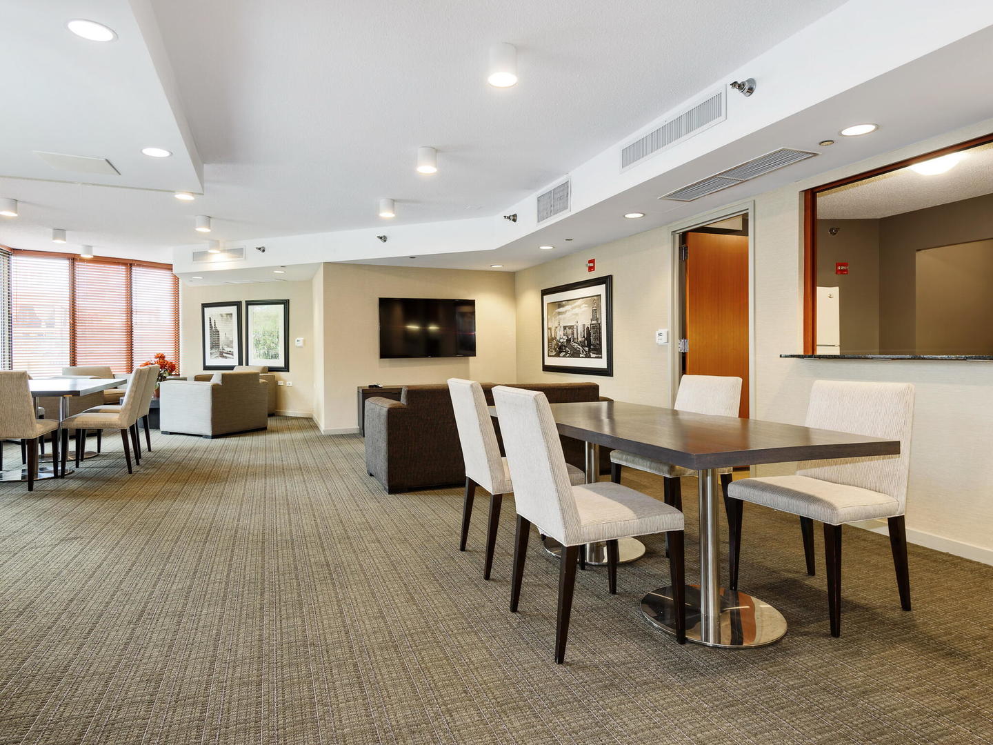 400 N La Salle Drive Unit: 1905