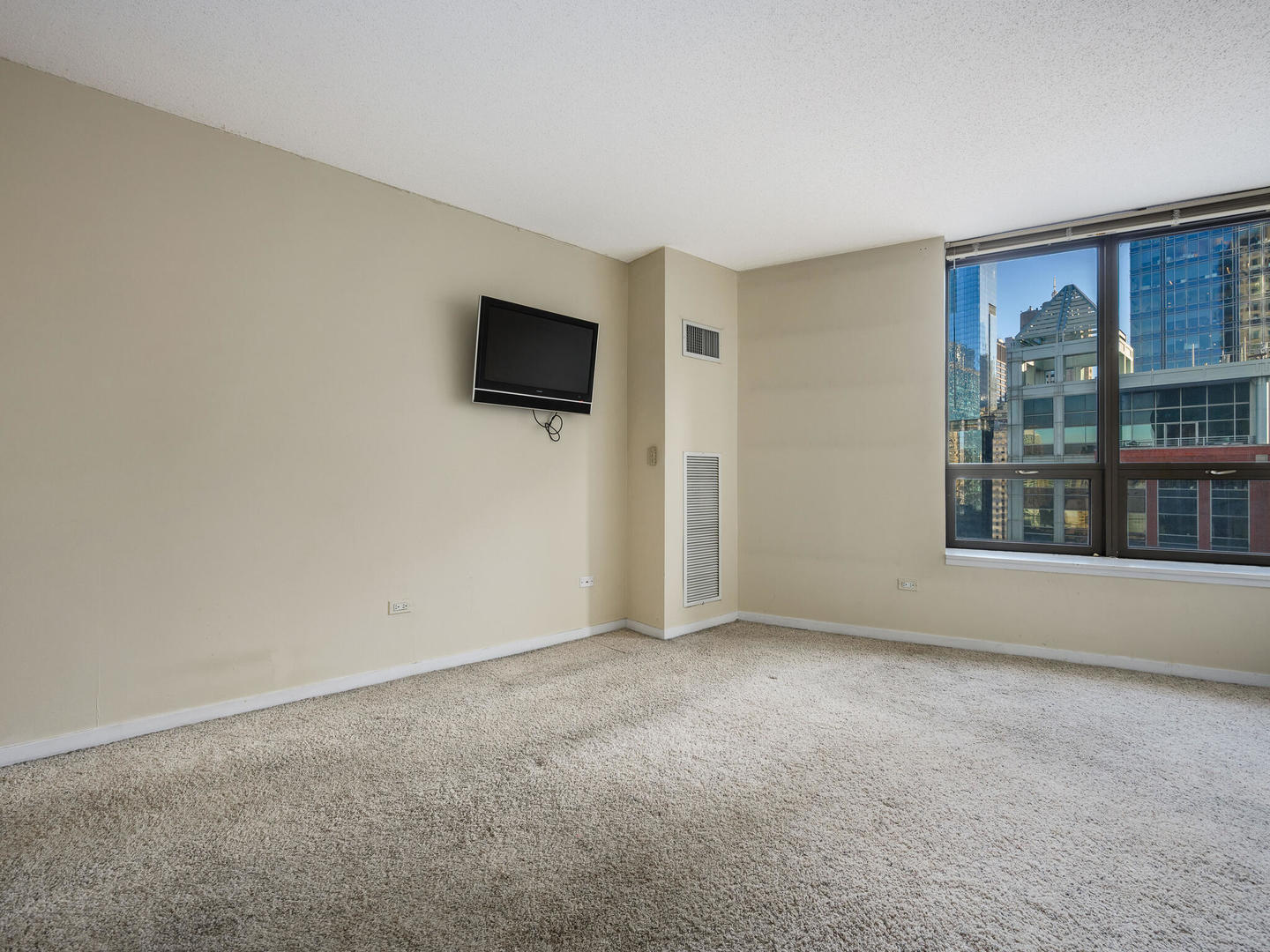 400 N La Salle Drive Unit: 1905