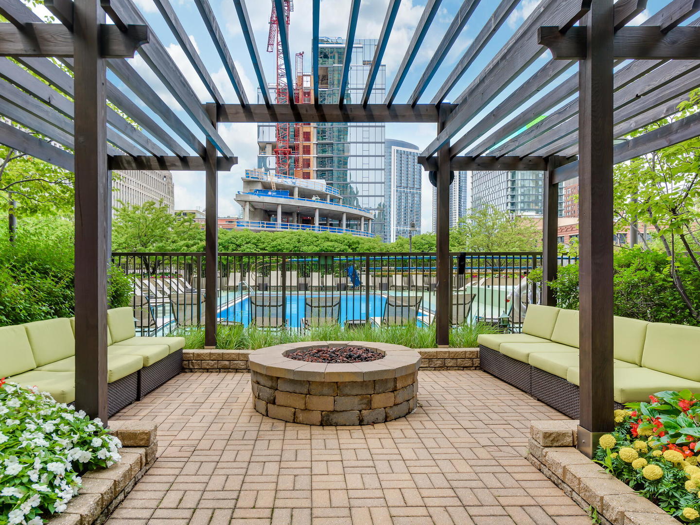 400 N La Salle Drive Unit: 1905