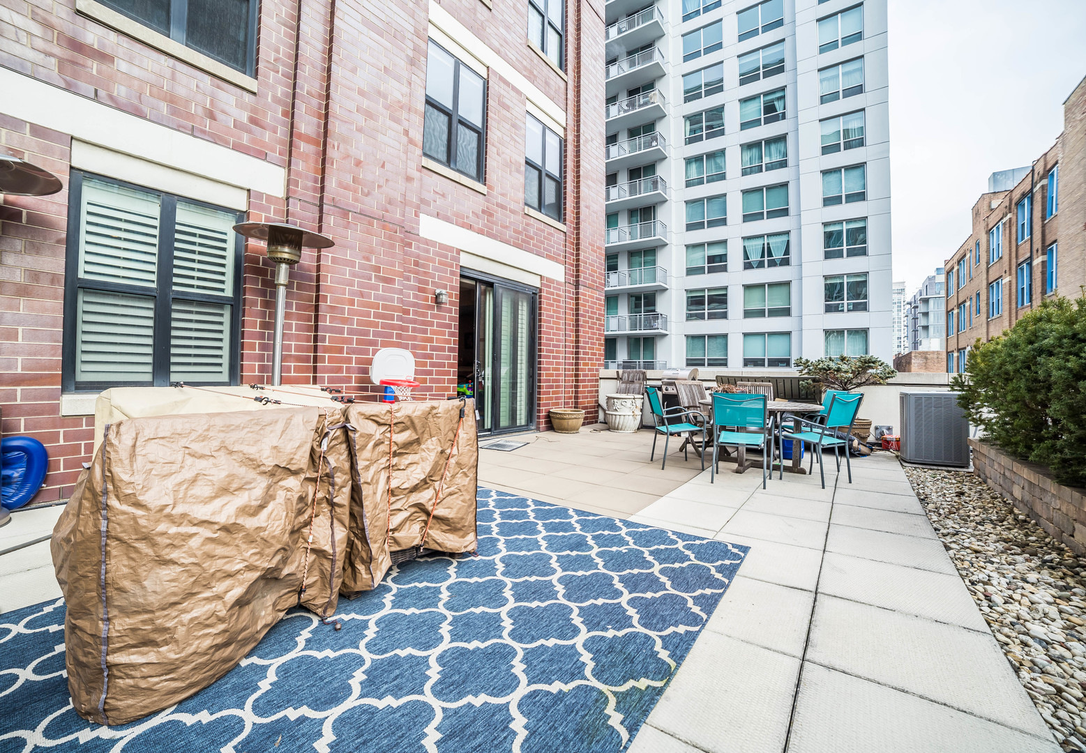 451 W Huron Street Unit: 508