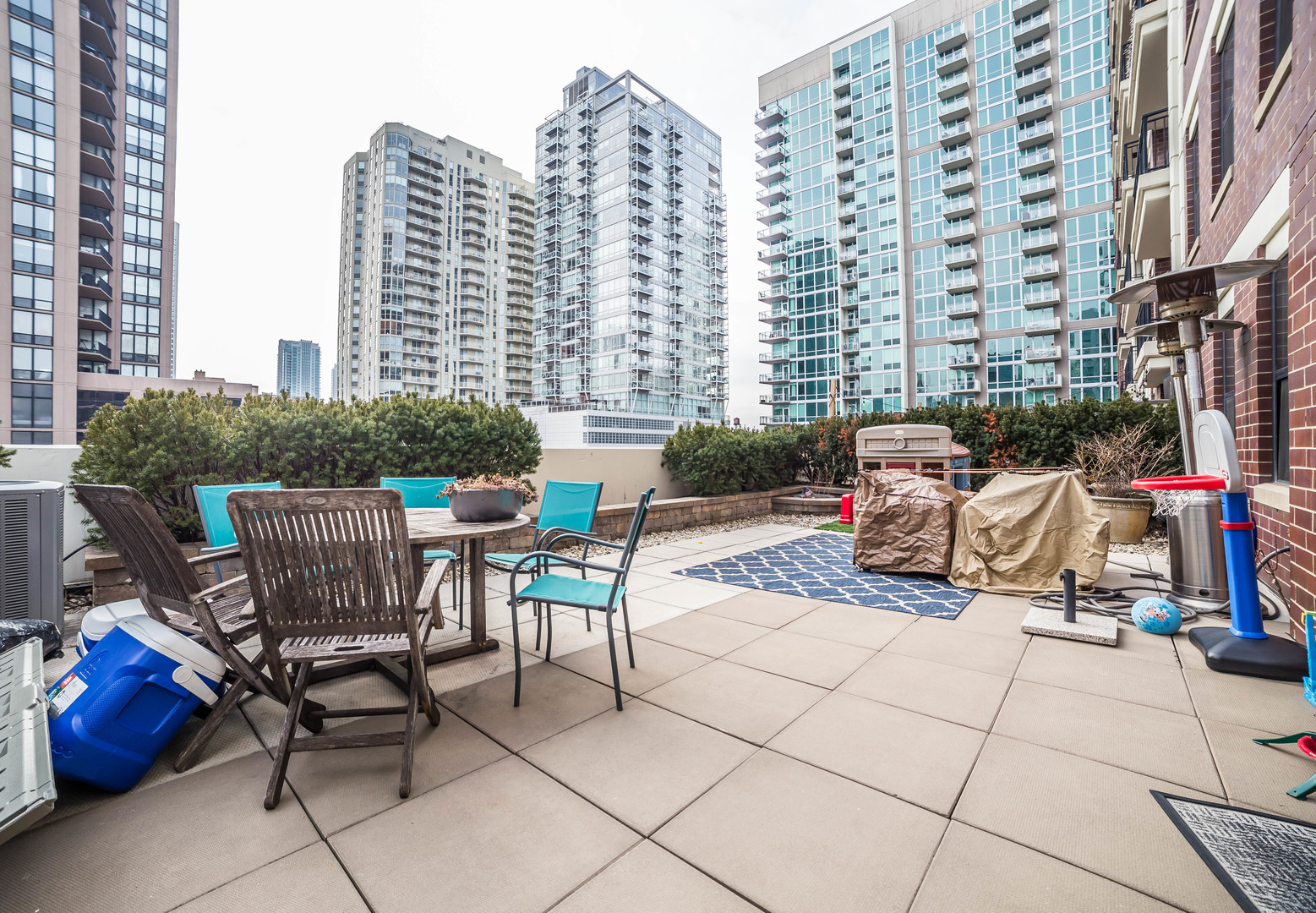451 W Huron Street Unit: 508