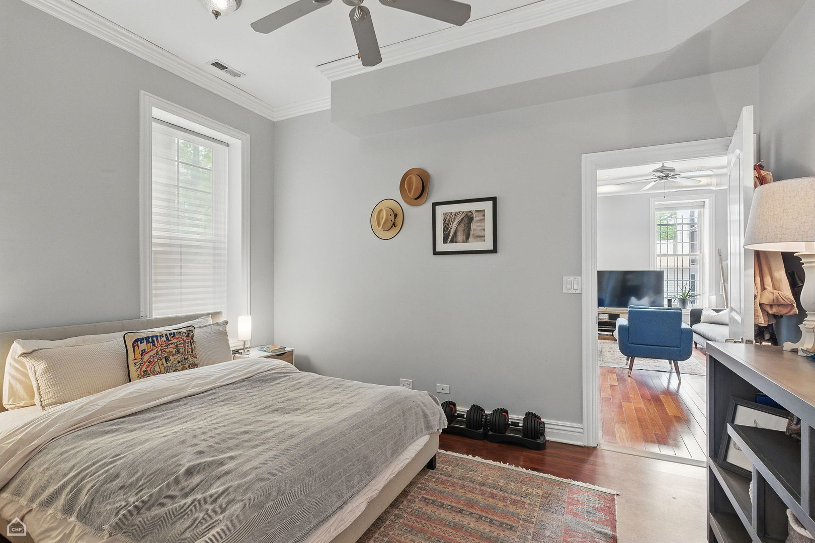 2212 N CAMPBELL Avenue Unit: 1D