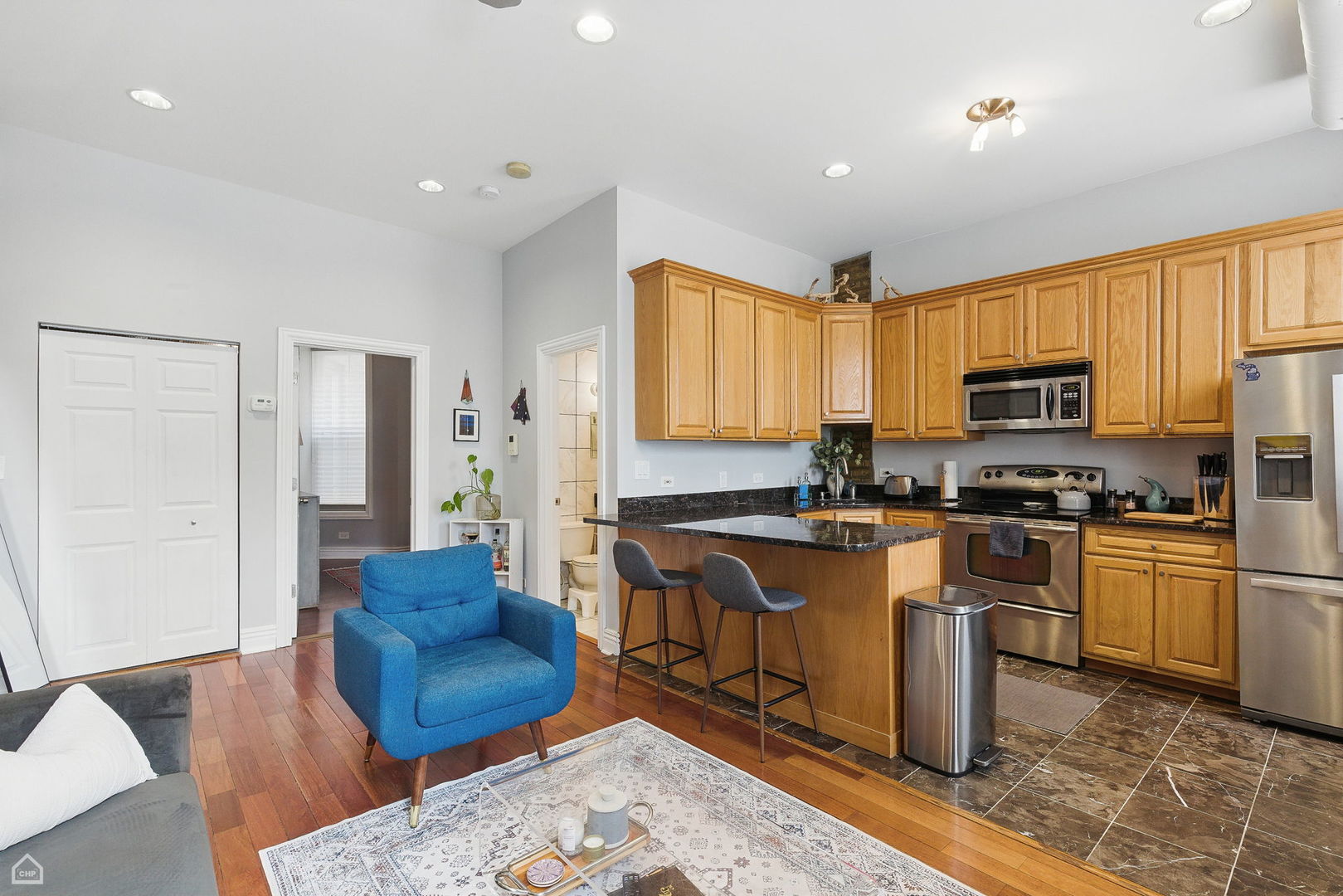 2212 N CAMPBELL Avenue Unit: 1D