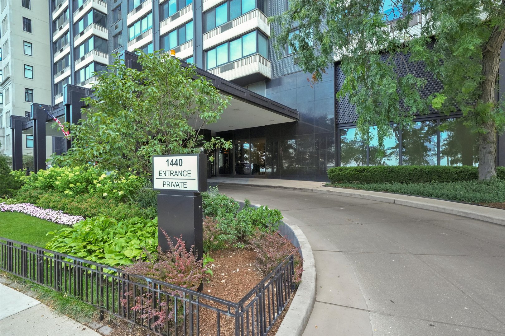 1440 N Lake Shore Drive Unit: 10C