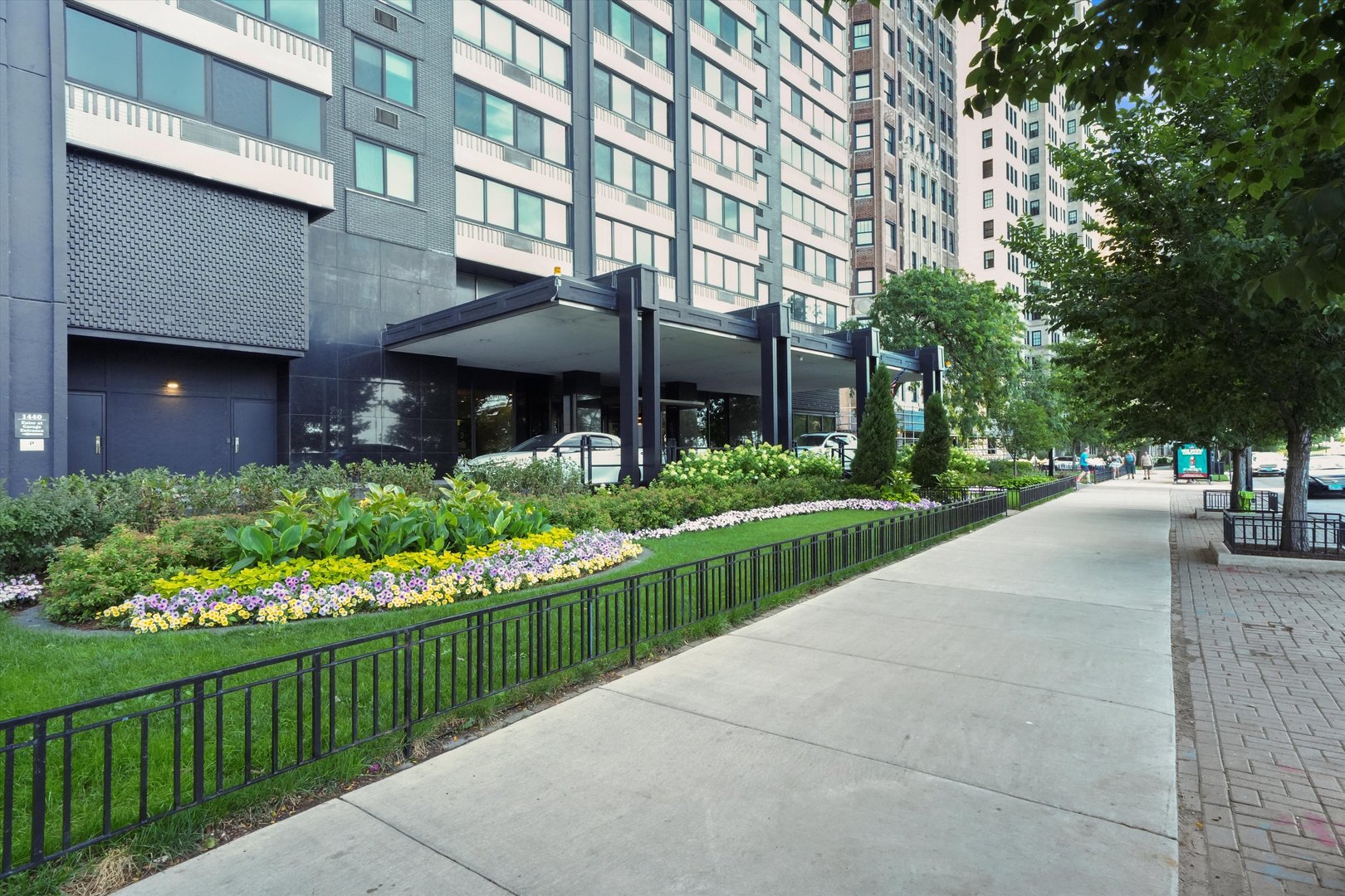 1440 N Lake Shore Drive Unit: 10C