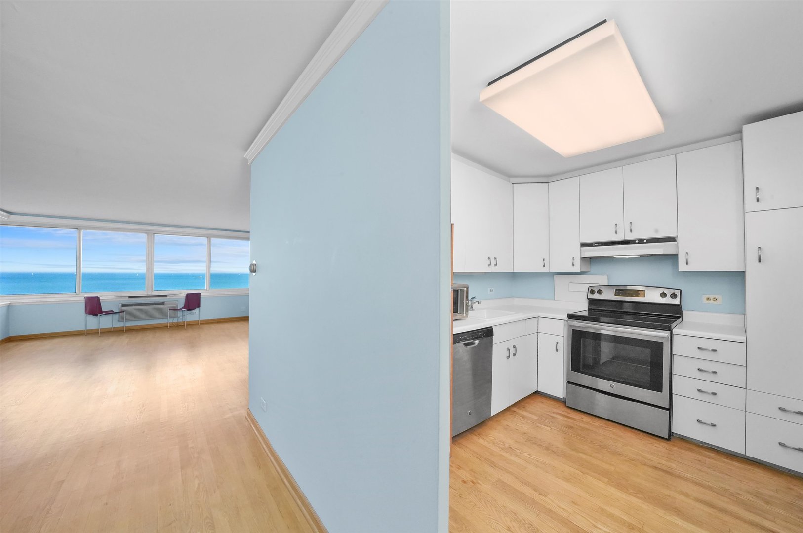 1440 N Lake Shore Drive Unit: 10C