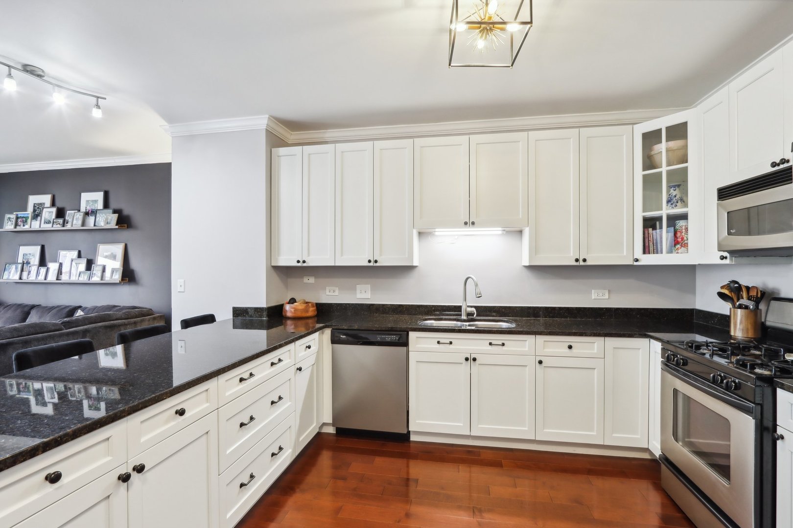 1101 S State Street Unit: 1402