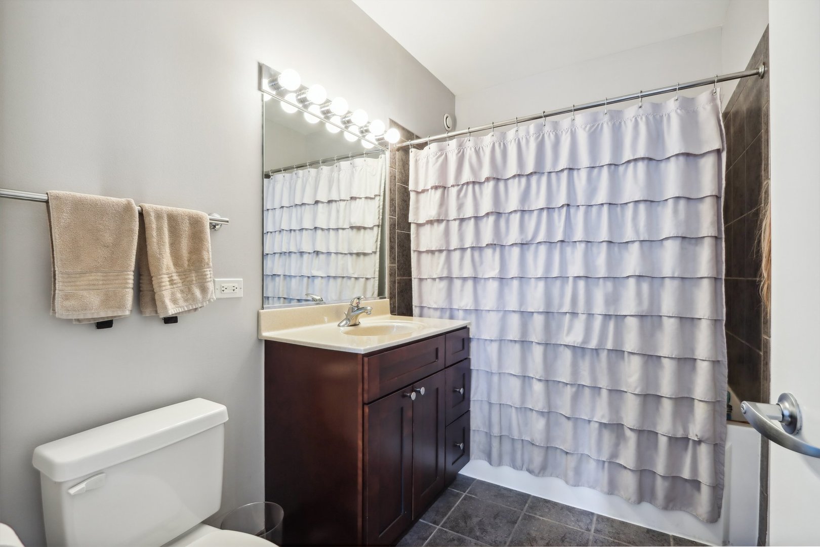 1101 S State Street Unit: 1402