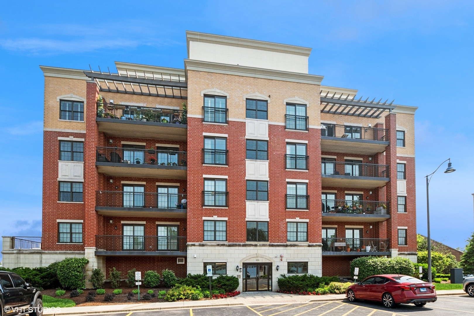 10735 W CLOCKTOWER Drive Unit: 402