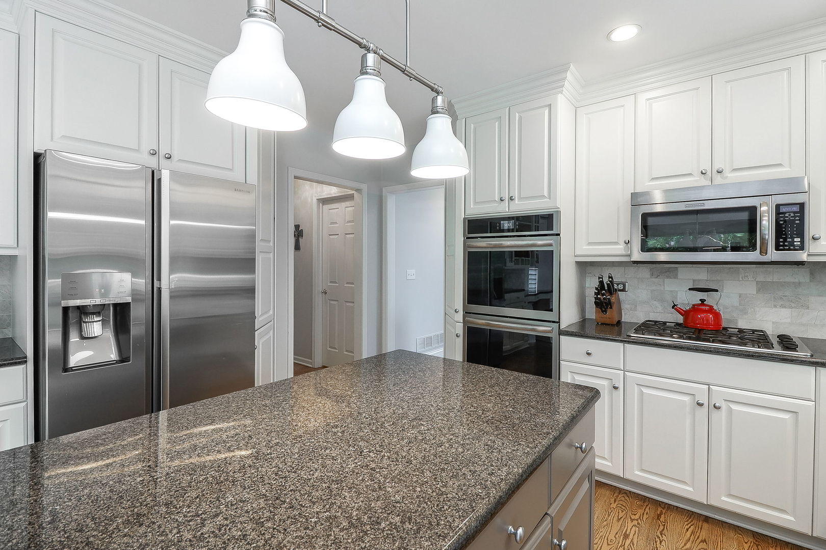 26W231 Tuckaway Court