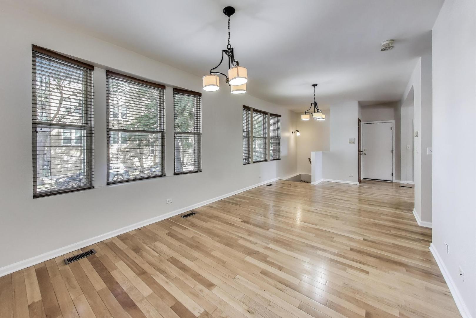 3109 W Argyle Avenue Unit: 1