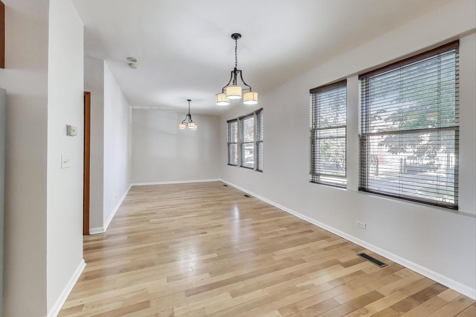 3109 W Argyle Avenue Unit: 1