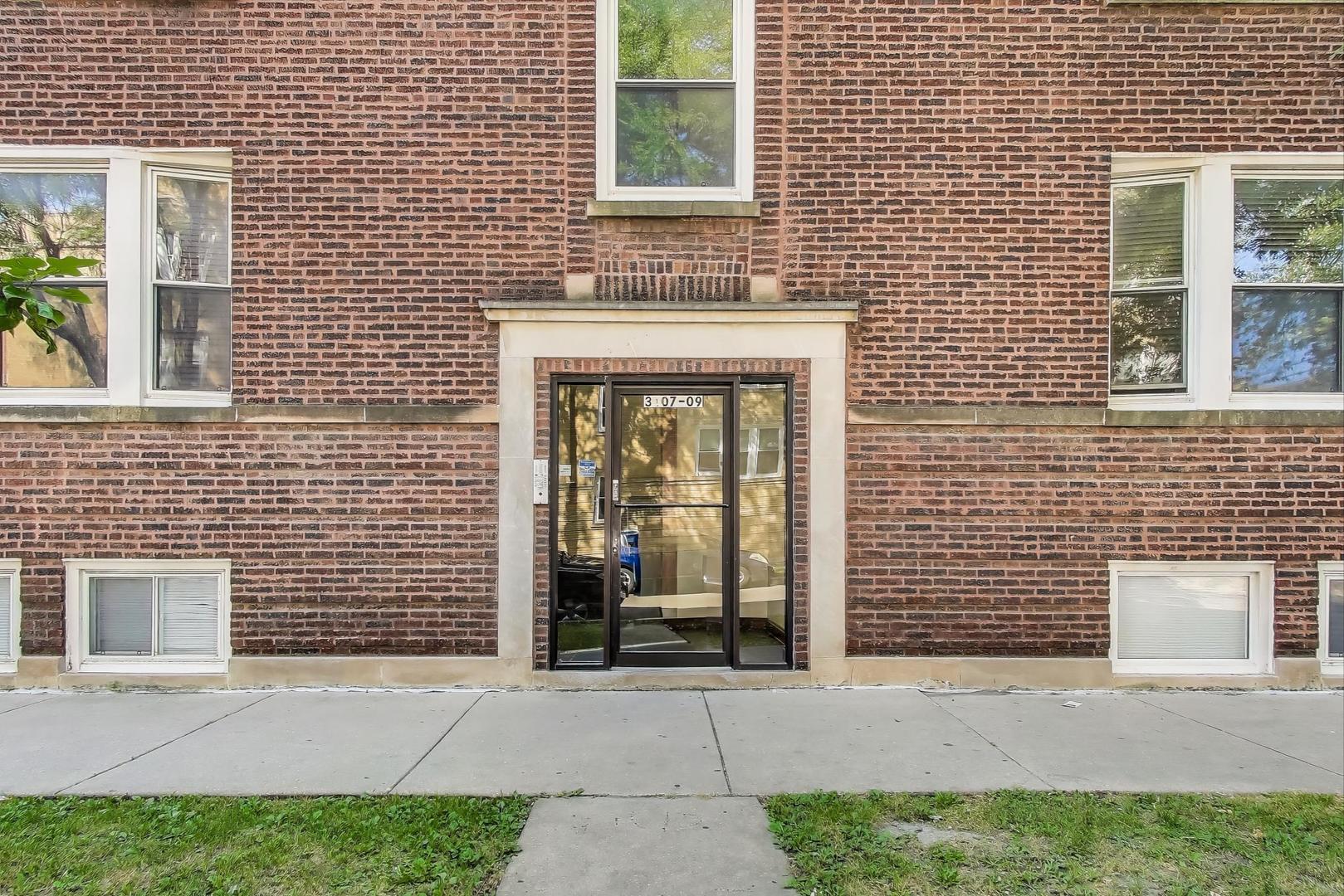 3109 W Argyle Avenue Unit: 1