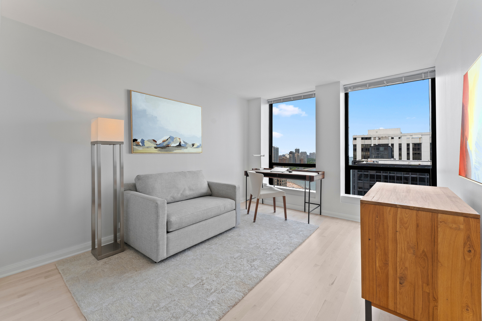 260 E Chestnut Street Unit: 3202