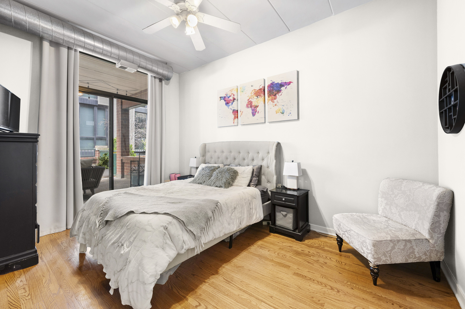 847 W Monroe Street Unit: 2B