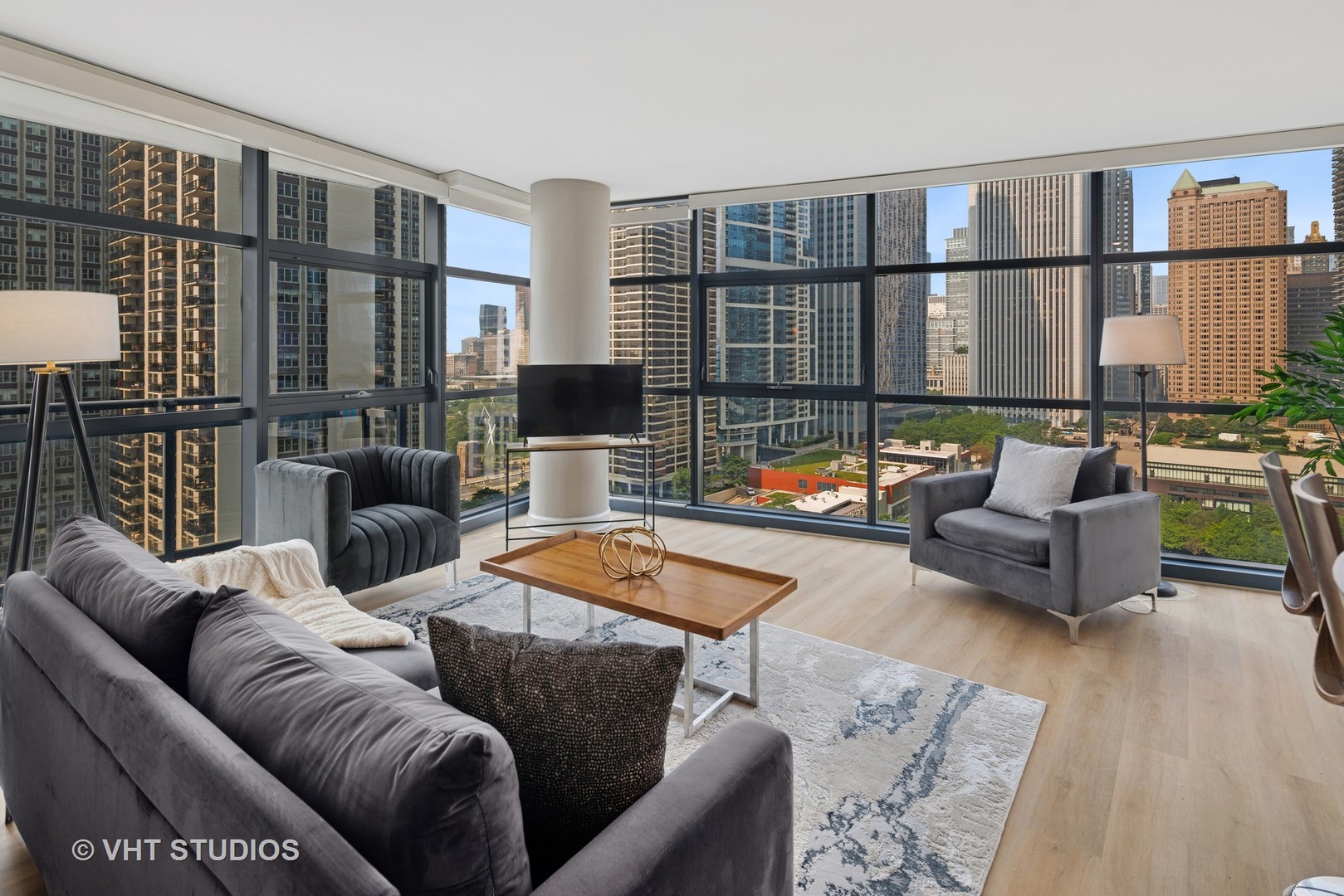 201 N WESTSHORE Drive Unit: 1901