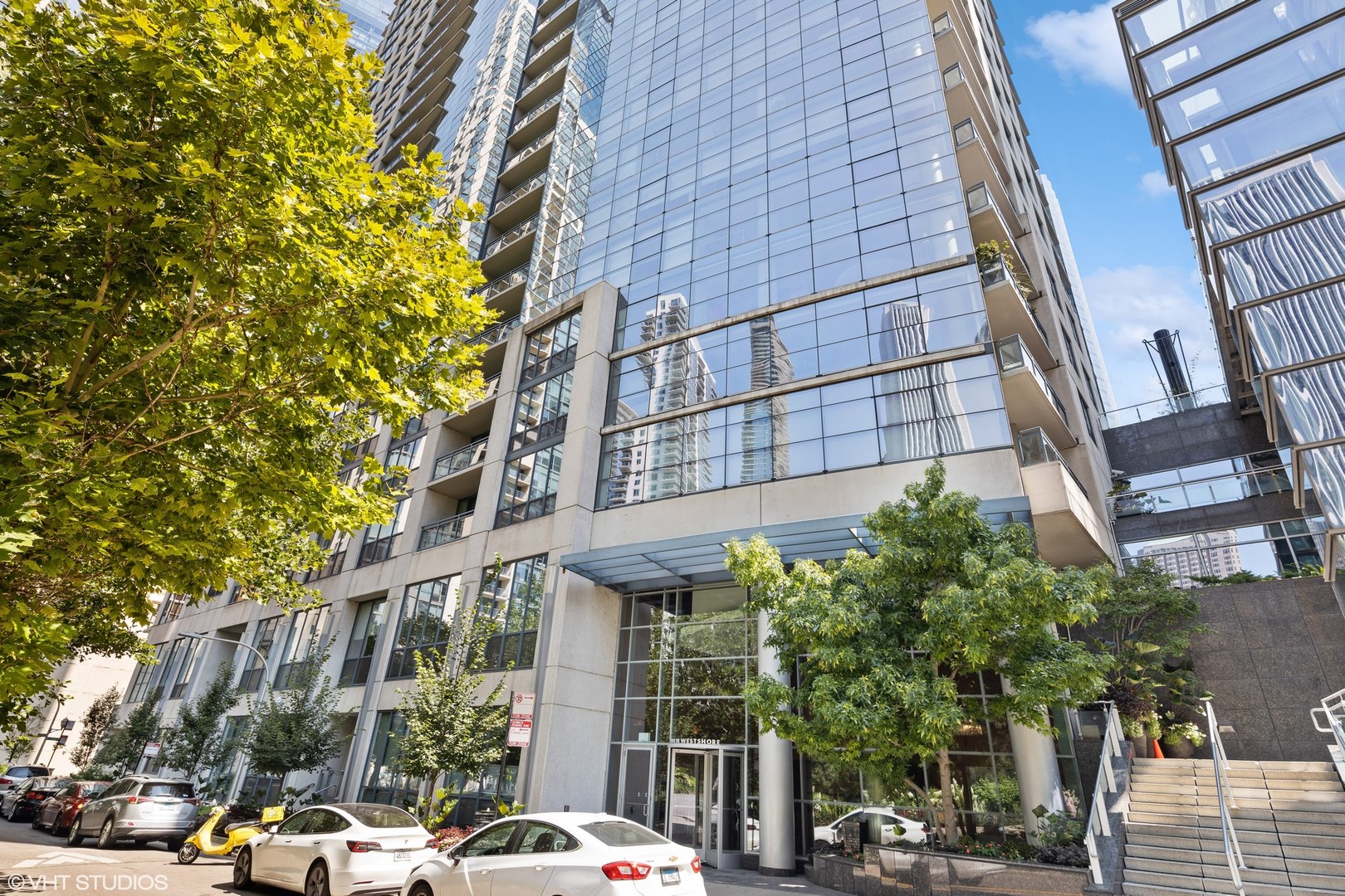201 N WESTSHORE Drive Unit: 1901
