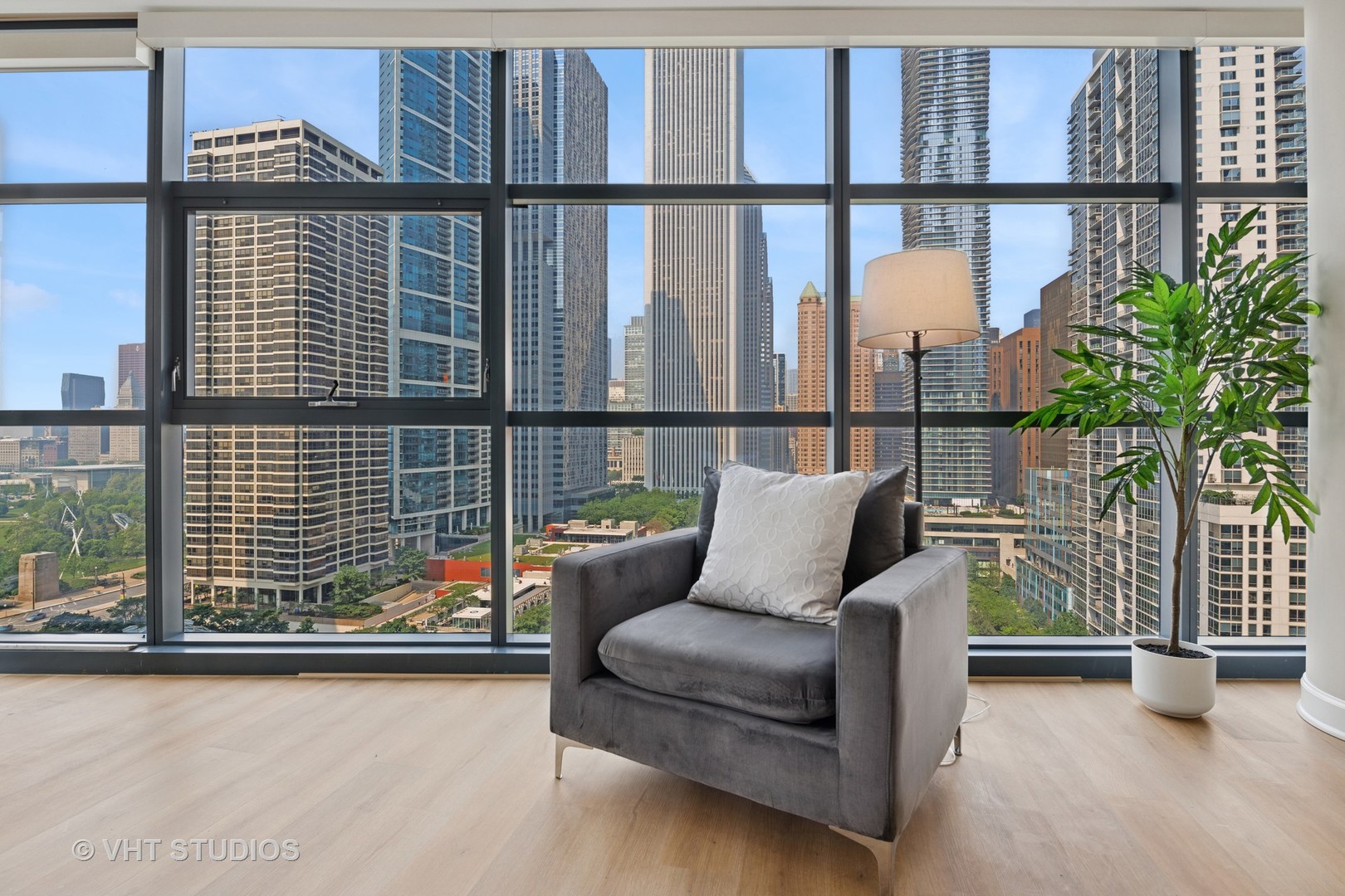 201 N WESTSHORE Drive Unit: 1901