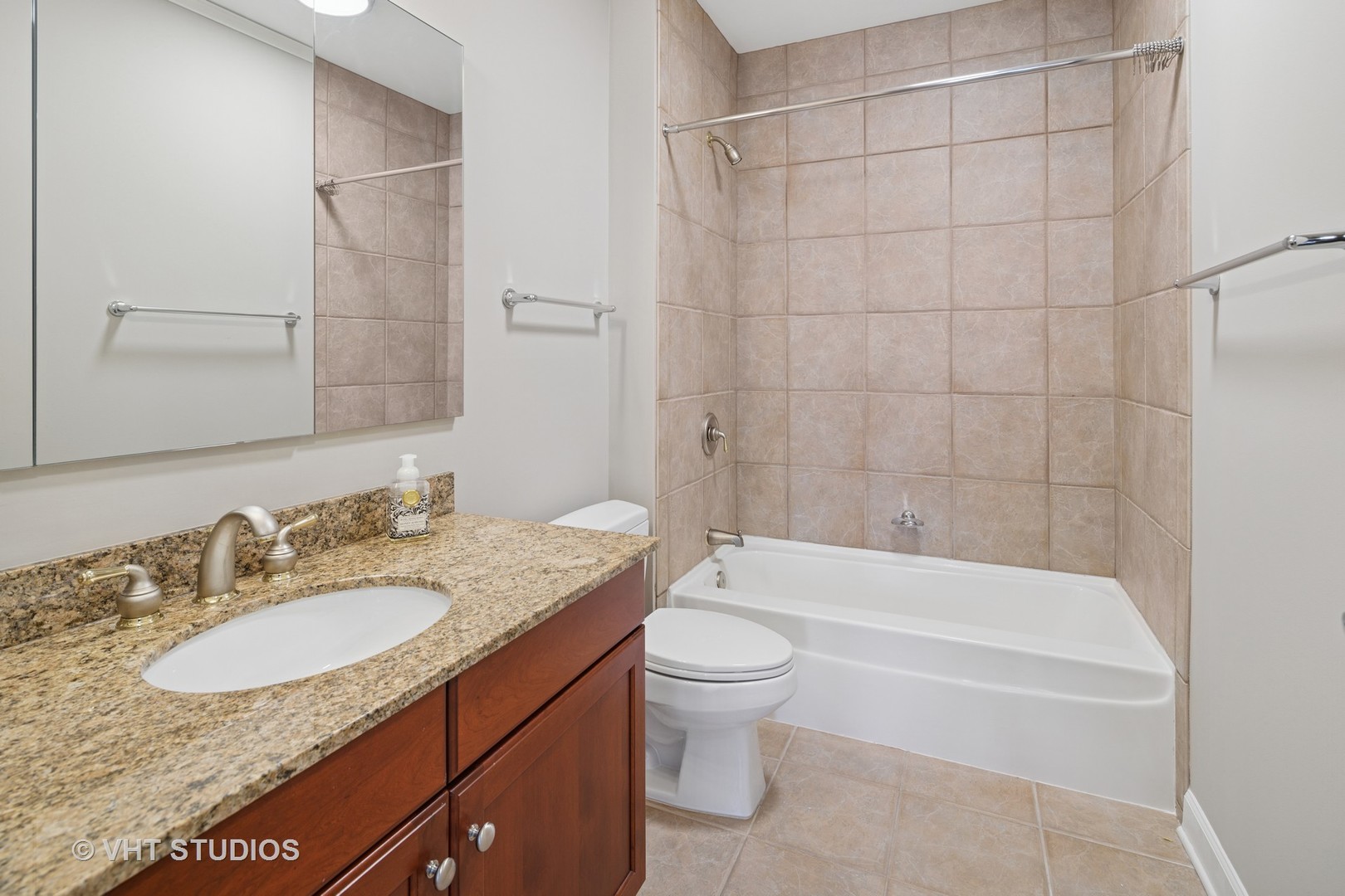 201 N WESTSHORE Drive Unit: 1901