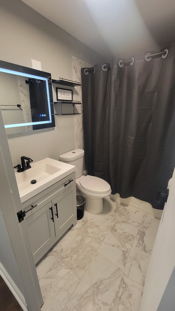 5455 N Sheridan Road Unit: 3409