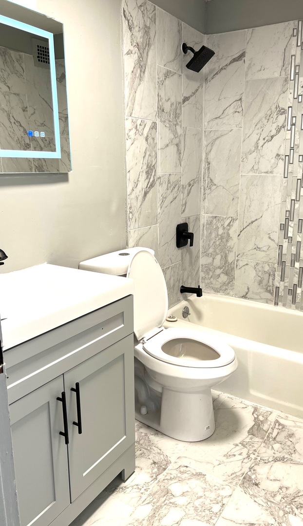 5455 N Sheridan Road Unit: 3409