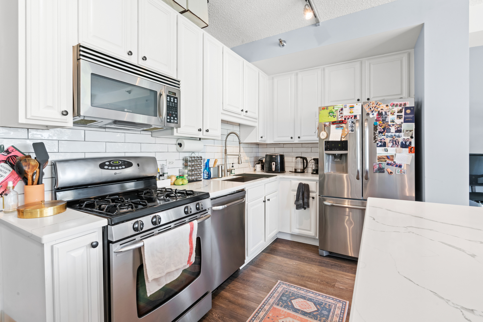 1250 S INDIANA Avenue Unit: 304