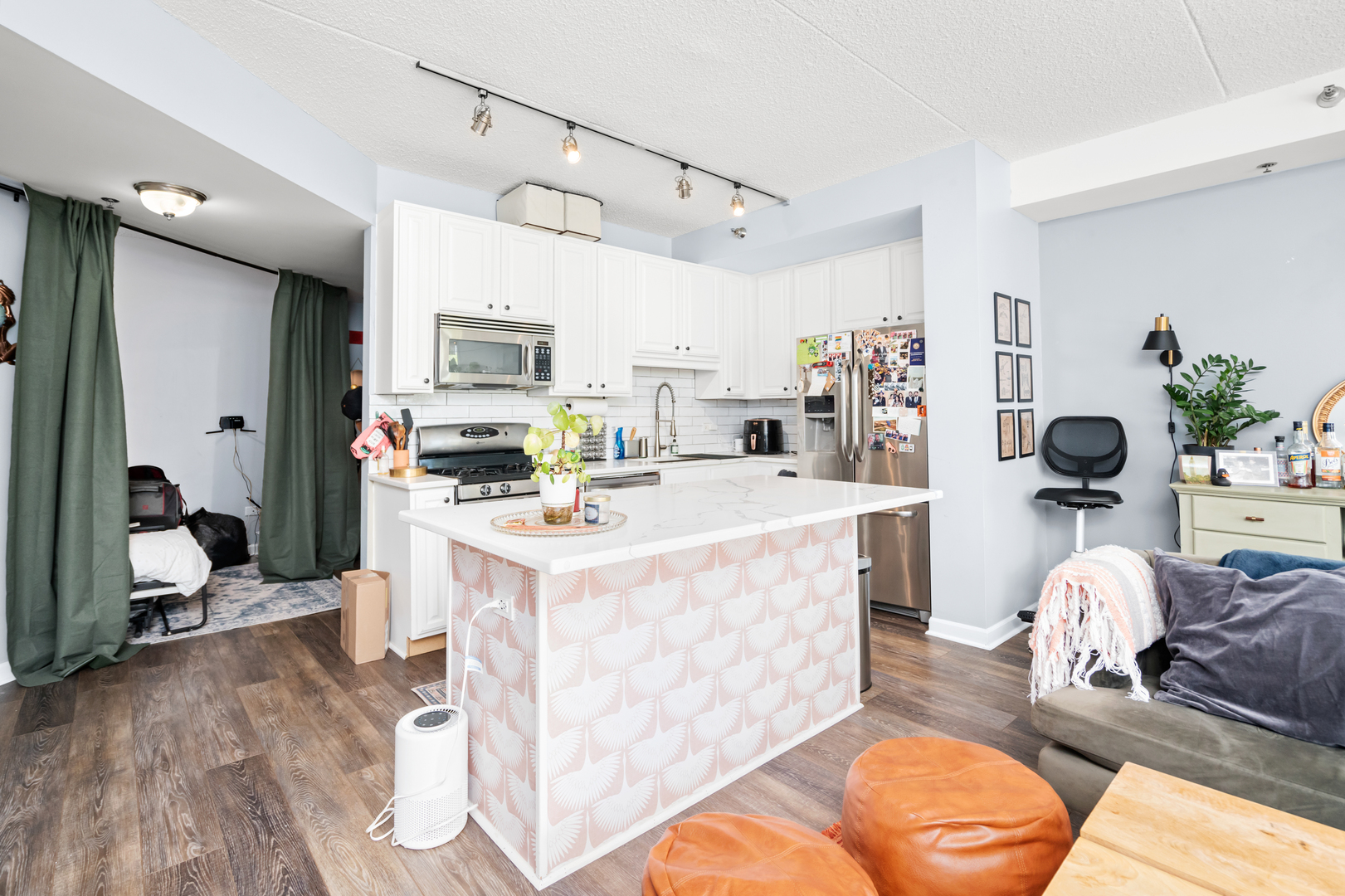 1250 S INDIANA Avenue Unit: 304