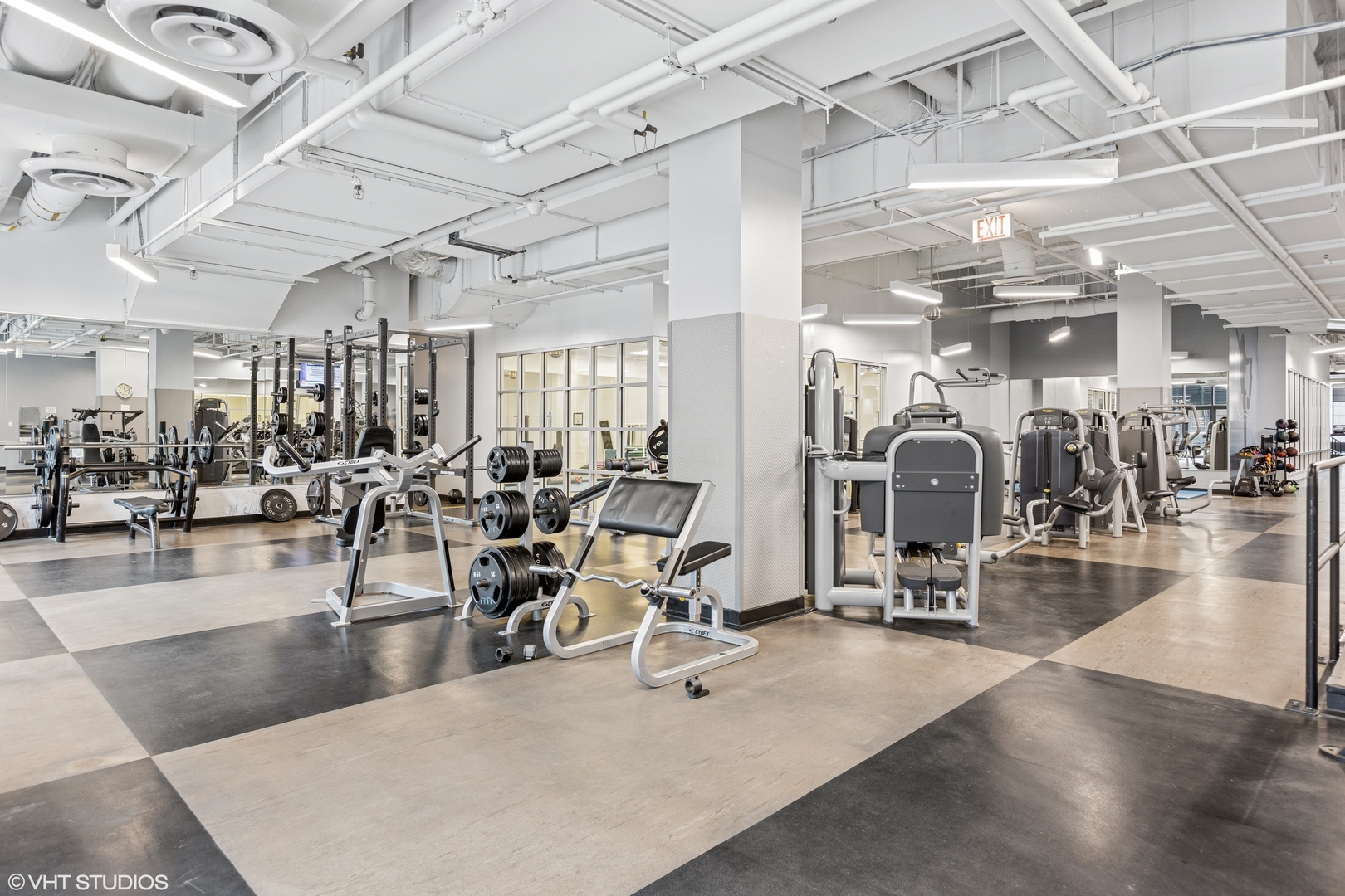 225 N Columbus Drive Unit: 5512