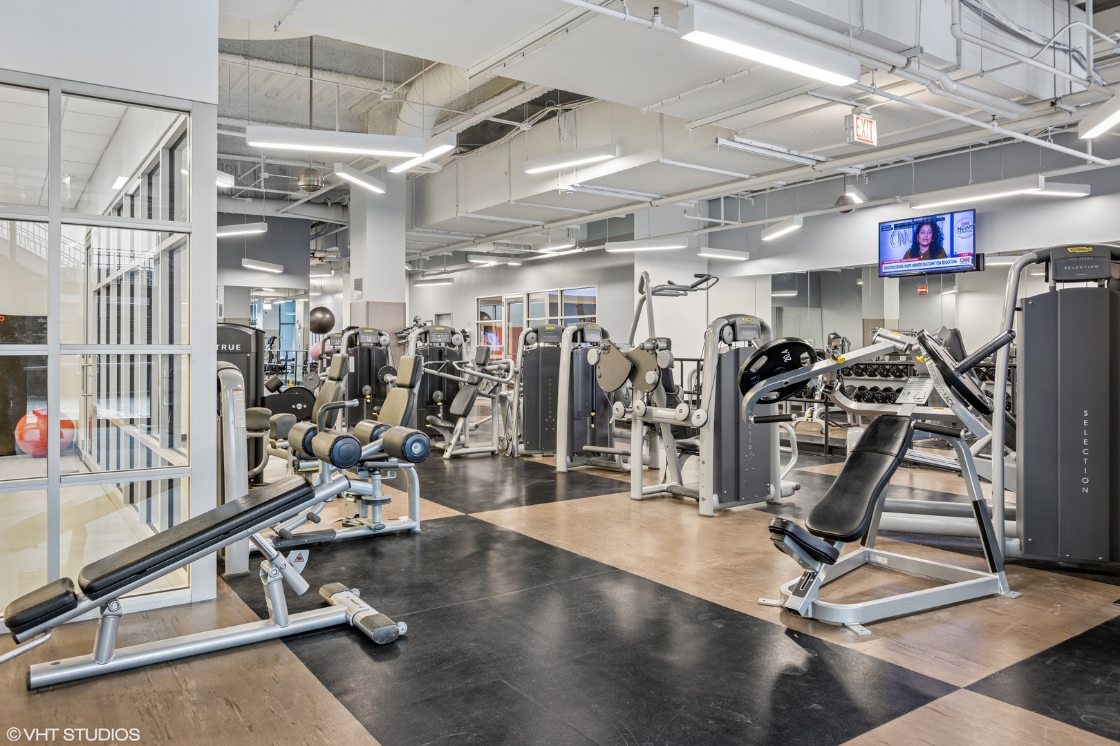 225 N Columbus Drive Unit: 5512