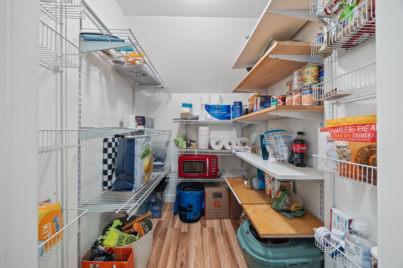 1443 N Mohawk Street Unit: 1