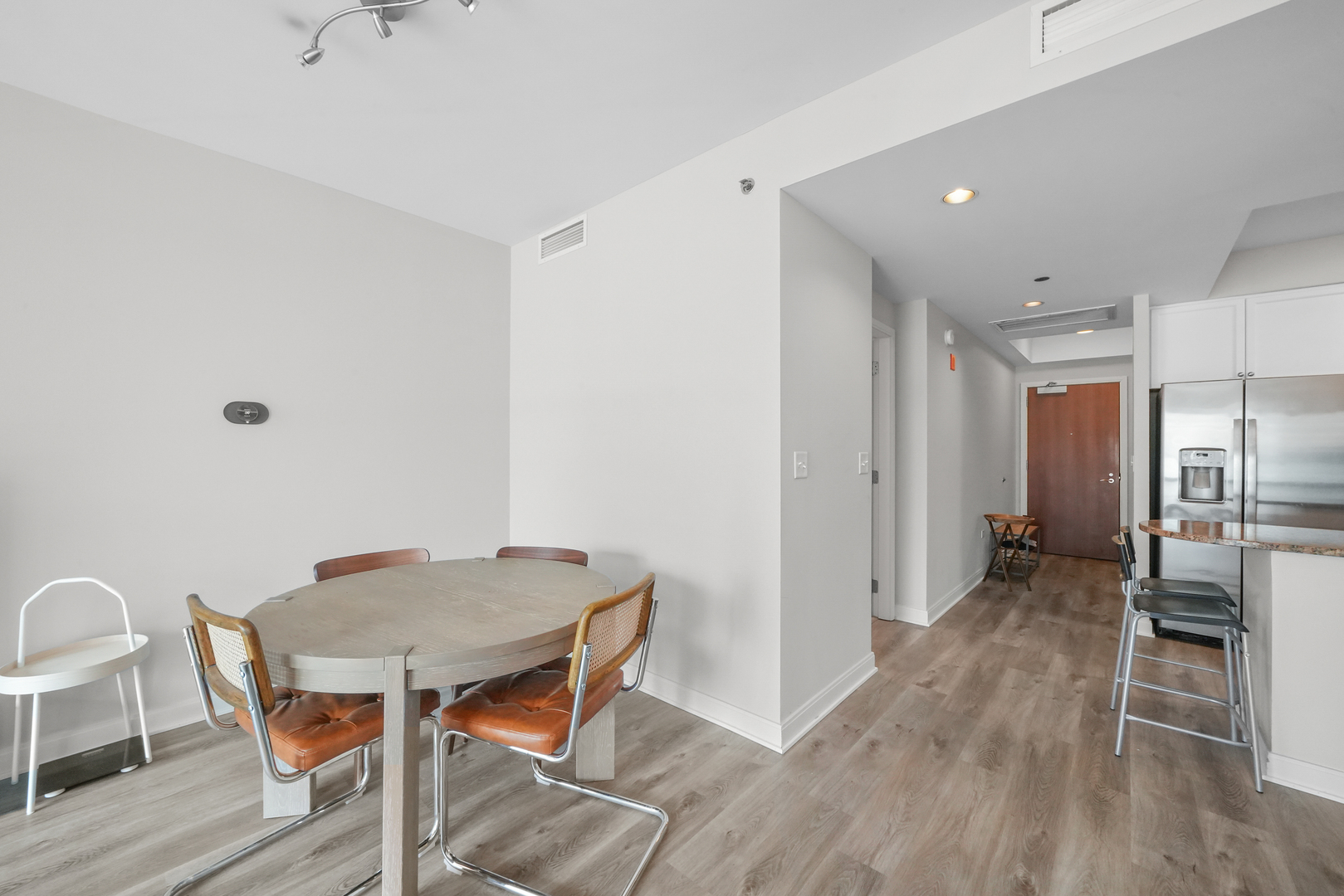 130 N Garland Court Unit: 2206
