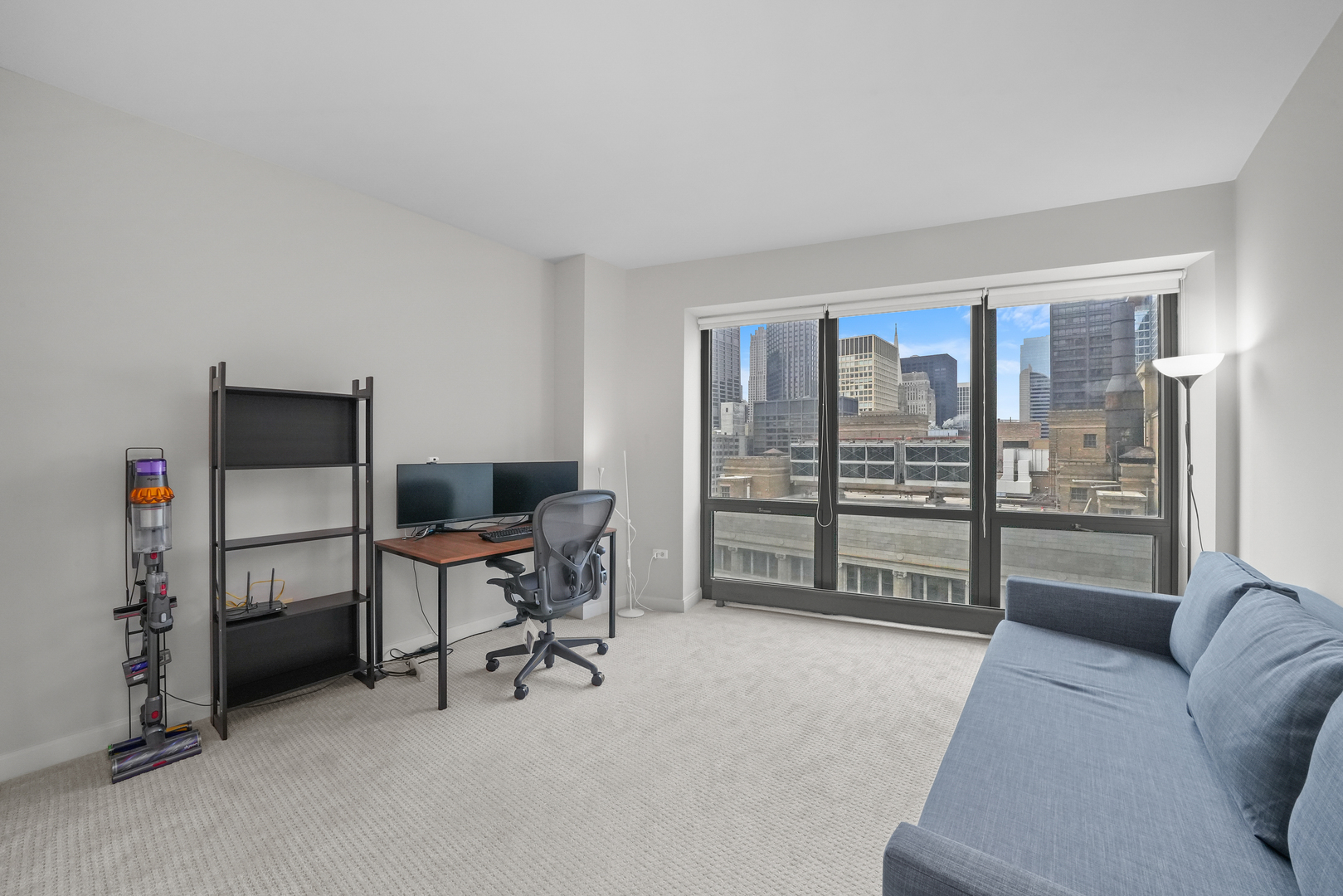 130 N Garland Court Unit: 2206