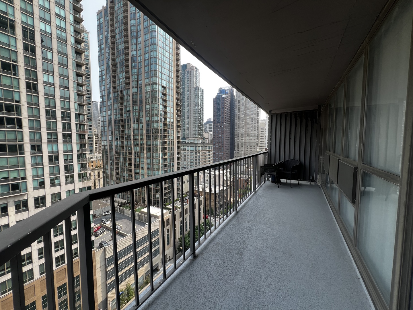10 E ONTARIO Street Unit: 1808