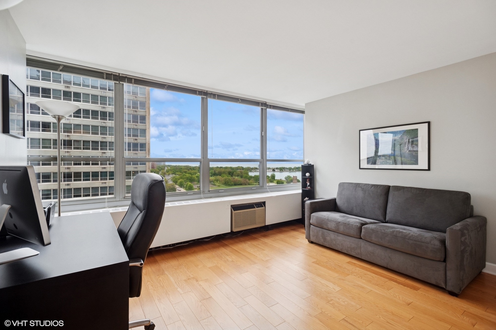 3550 N LAKE SHORE Drive Unit: 1901