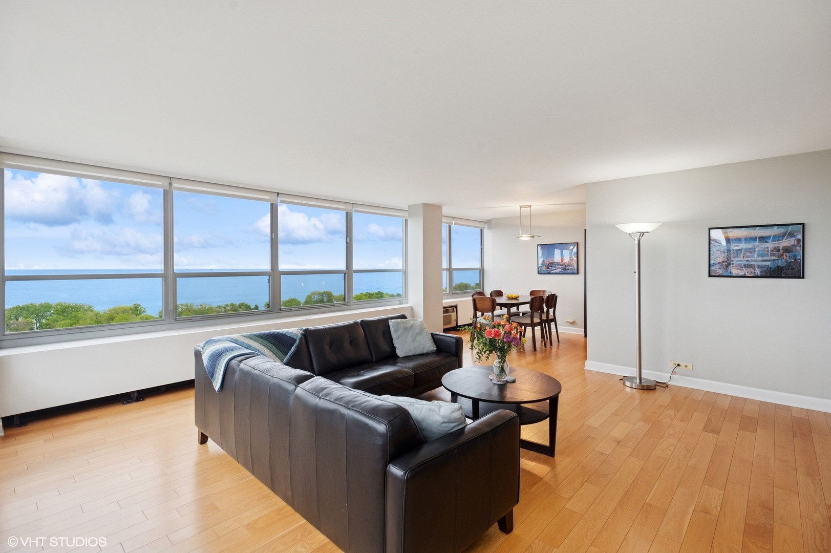 3550 N LAKE SHORE Drive Unit: 1901