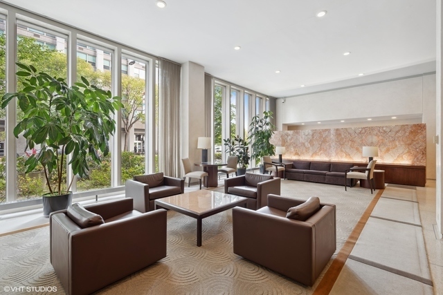 3550 N LAKE SHORE Drive Unit: 1901